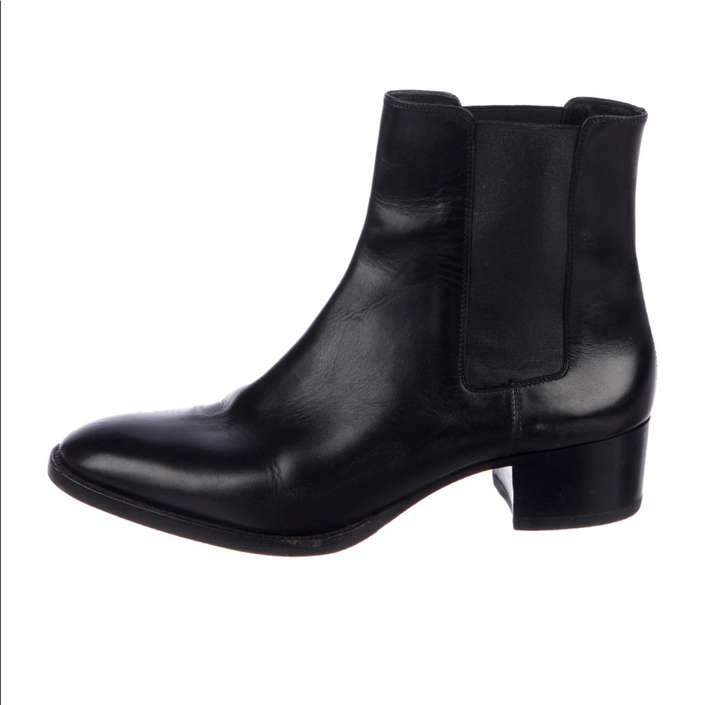 Black Saint Laurent Chelsea Boot